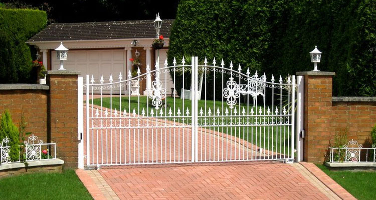 Sliding Driveway Gate Installation Lake Forest